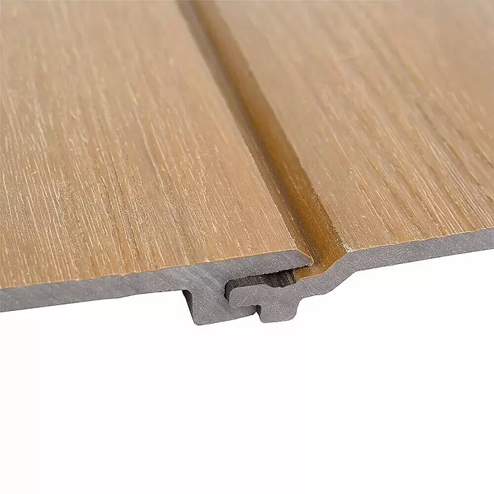 Dioco Revestimiento decorativo texturado - L x An x Es: 2.200 x 148 x 21 mm, Marrón - Panel WPC marrón claro con aspecto de madera y perfil machihembrado entrelazado.