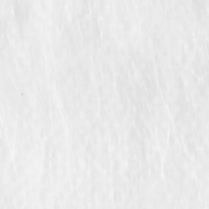 Windhager Frühbeetvlies Öko - L x B: 10 x 1,5 m, Weiß - Nahaufnahme einer Eisfläche, die Spuren von Schlittschuhen aufweist und eine glatte, frostige Textur zeigt.