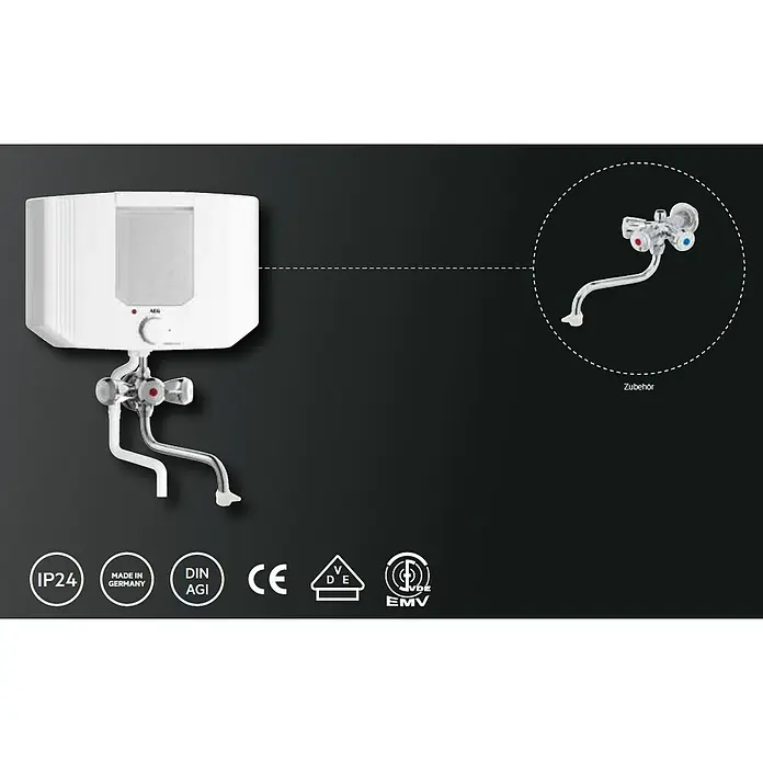AEG Kochendwassergerät Thermofix KL - 5 l, 2.000 W, 35 °C - 100 °C - Produktbild eines AEG Kleindurchlauferhitzers mit Armatur und Zubehör, präsentiert auf dunklem Hintergrund mit Zertifizierungszeichen.