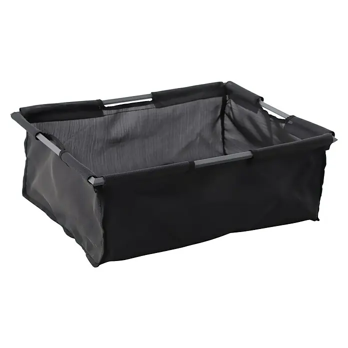 Sunfun Lumar Korb für Kissenbox - L x B x H: 66,5 x 54,5 x 25 cm, Night-Grey - Eine Nahaufnahme eines leeren, rechteckigen schwarzen Wäschekorbs mit einem Metallrahmen, der Stabilität bietet und eine moderne Ästhetik aufweist.