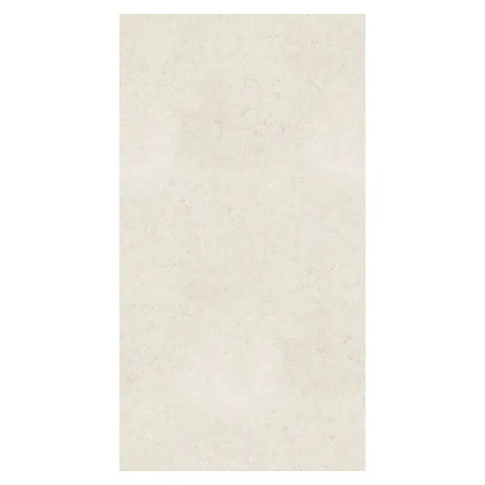 LOGOCLIC Umleimer Elementa pro K756 - Calisto Sand, 200 cm x 4,2 mm - Nahaufnahme einer beigen Natursteinplatte mit dezenter Textur, ideal für moderne Innenräume.