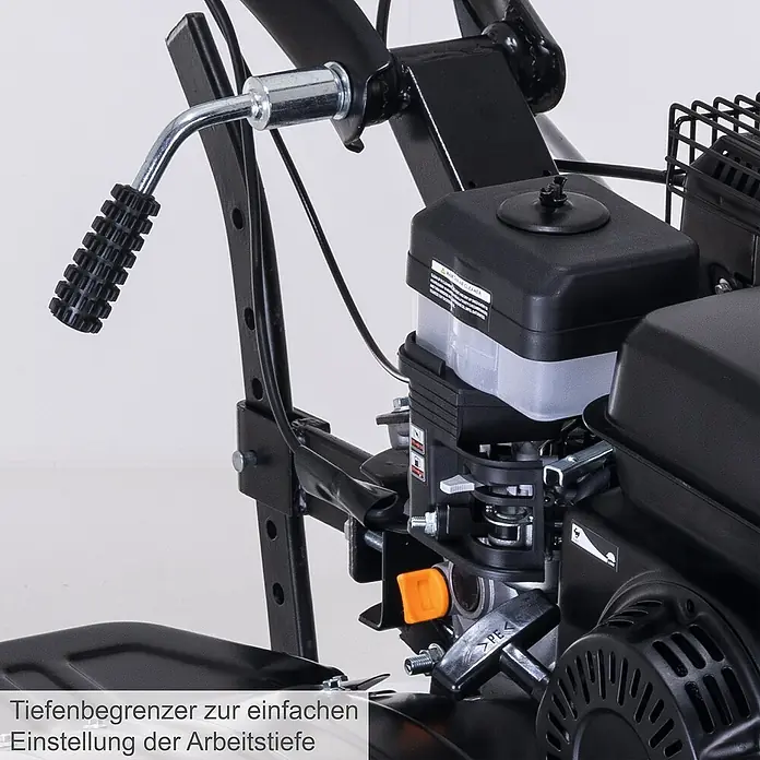 Scheppach Benzin-Bodenhacke MTP750 - 4,2 kW, 4-Takt - Detailansicht eines Motorhacke-Geräts, das die Tiefenbegrenzer zur einfachen Einstellung der Arbeitstiefe zeigt.\n
