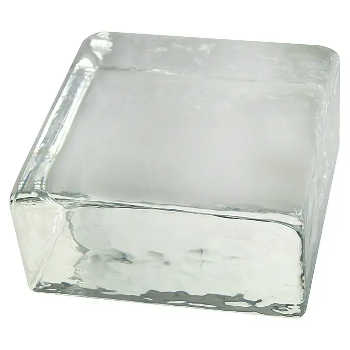 Fuchs Design Glasziegel Crystal Collection - Klar, Vollsicht, 10 x 10 x 5 cm - Ein klarer Glasblock mit einer leicht strukturierten Oberfläche, ideal als dekoratives Element oder Briefbeschwerer.