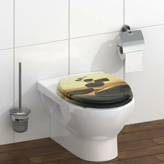 Schütte WC-Sitz Sea Stone - MDF, Mehrfarbig, Ohne Absenkautomatik - Ein WC mit einem Toilettendeckel mit Steinmotiv, der dem Badezimmer eine ruhige und stilvolle Note verleiht.