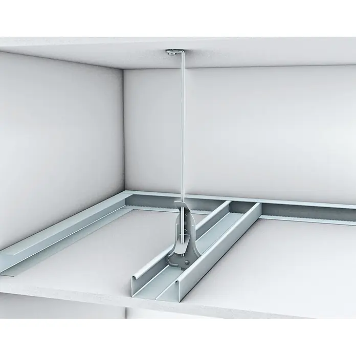 Probau Schnellabhänger - Ausstattung: Draht mit Öse, Länge: 500 mm, 100 Stk. - Deckensystem-Detail: Eine Metallstruktur mit Aufhängung an einer weißen Decke, die die Installation eines abgehängten Deckensystems zeigt.