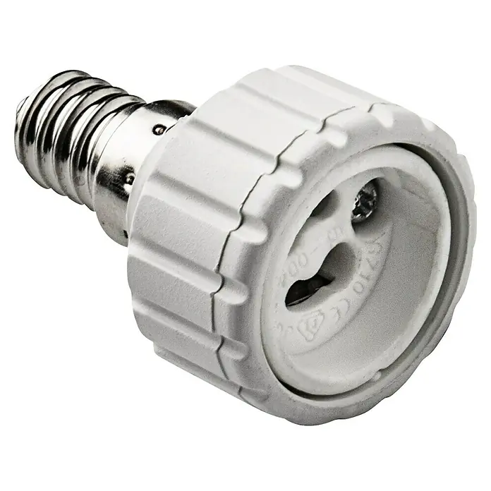 Adaptador de casquillo E14 a GU10 - Blanco - Primer plano de un adaptador de bombilla E14 a GU10, que muestra la conversión entre tipos de base de lámpara para soluciones de iluminación flexibles.