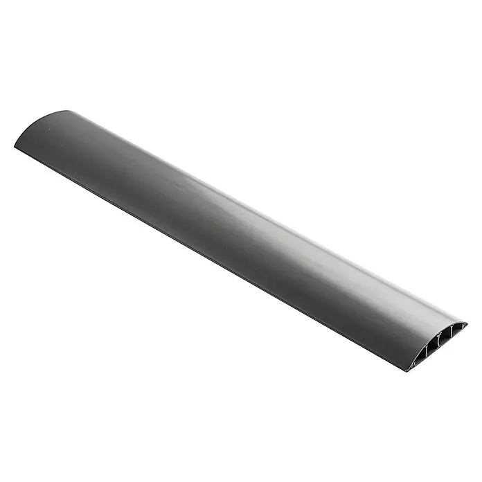 Canaleta para cables adhesiva - 200 x 7 x 1,6 cm, Gris - Primer plano de una cubierta de canaleta de cables gris, ideal para organizar y proteger cables tanto en hogares como en oficinas.