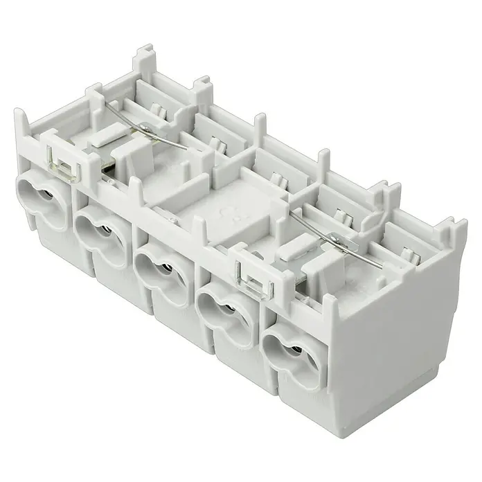 Pollmann Hauptleitungs-Abzweigklemme 25 mm² - Anzahl Leiter: 5 Stk. - Dieses Bild zeigt einen weißen Reihenklemmenblock mit vier Anschlüssen und Metallverbindern, ein wichtiges Bauelement für elektrische Installationen.