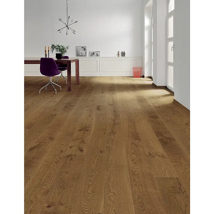 LOGOCLIC Parkett - Eiche Mocca versiegelt matt, Landhausdiele, 2.200 x 180 x 11 mm - Elegante Holzdiele in warmen Farbtönen. Die Oberfläche zeichnet sich durch eine natürliche Maserung und eine angenehme Haptik aus. Perfekt für ein stilvolles Ambiente.