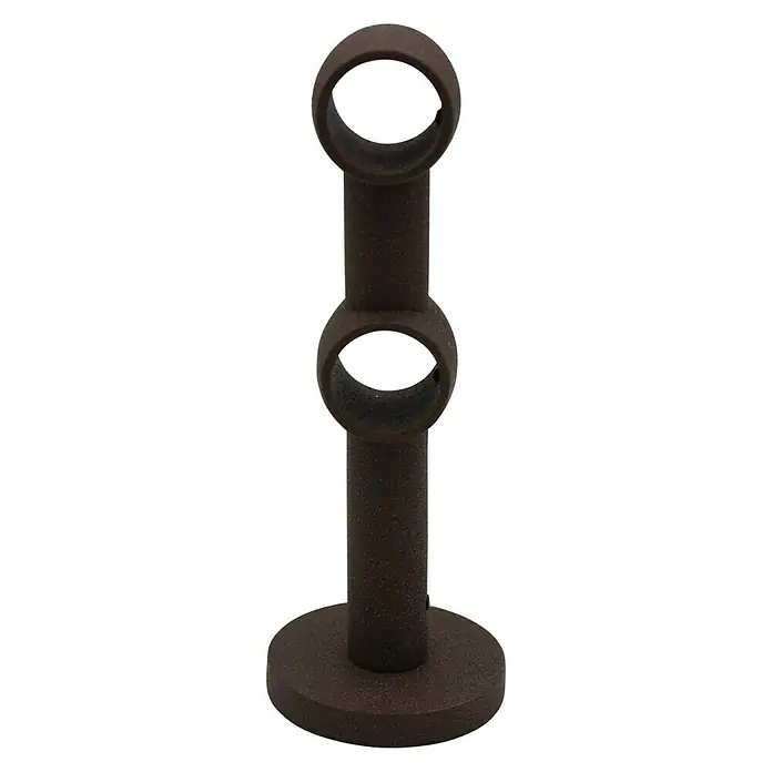 Expo Ambiente Doppelträger Noble - Rost, Geeignet für: Gardinenstangen Ø 20 mm, Länge: 13,4 cm - Nahaufnahme einer braunen Gardinenstangenhalterung mit zwei runden Öffnungen und einer runden Basis auf einem weißen Hintergrund.