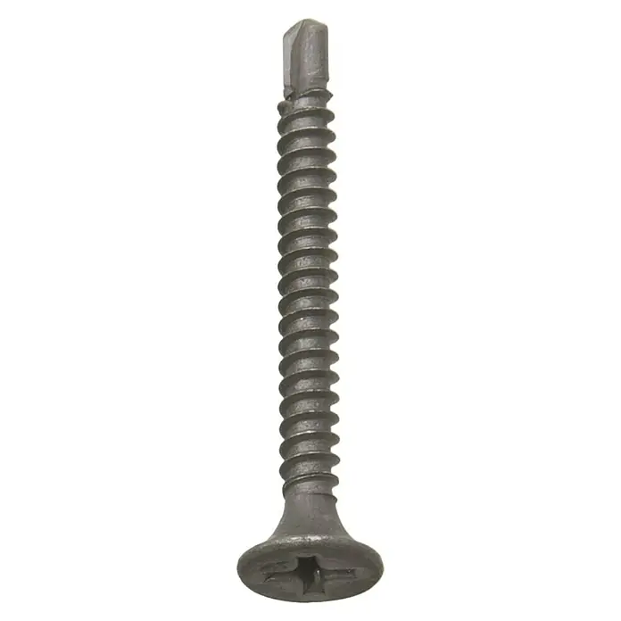 Berg Tecmix Magazinschrauben TBS - Maße Schrauben: 3,5 x 35 mm, 1.000 Stk. - Nahaufnahme einer einzelnen, schwarzen Bohrschraube mit flachem Kopf, ideal für Metallarbeiten.