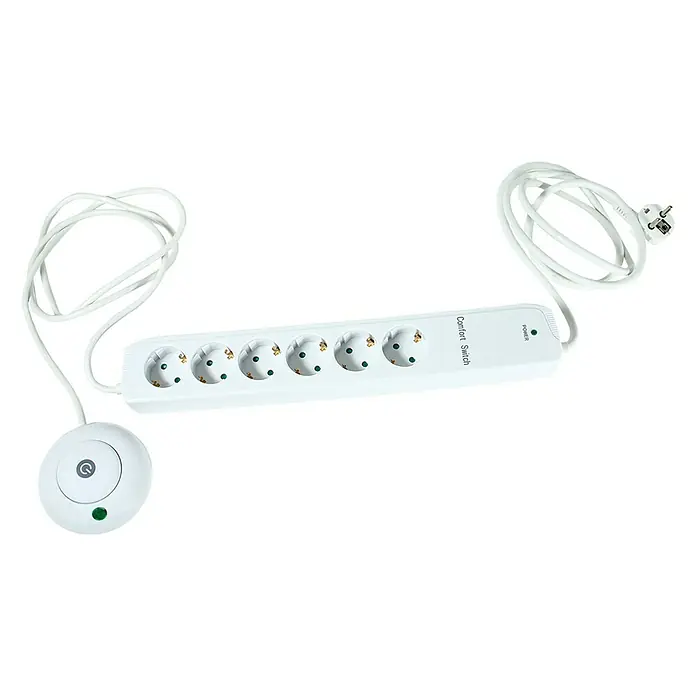 REV Base de enchufe múltiple - Blanco, Longitud del cable: 1,5 m, Con interruptor - Una regleta blanca con seis enchufes, un interruptor y un cable de alimentación.