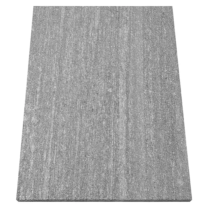 Terrassenplatte - 40 x 60 x 3 cm, Titangrau, Granit - Texturierte graue rechteckige Platte mit linearem Muster.