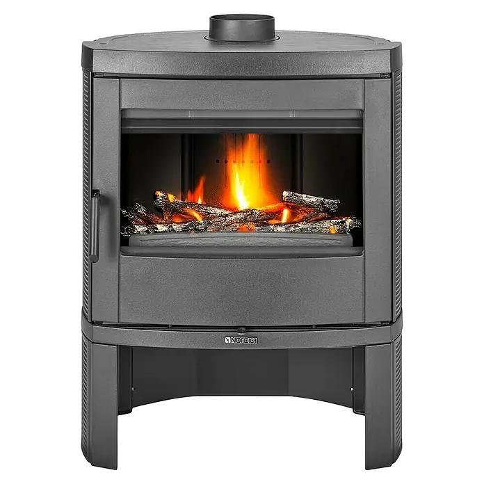 La Nordica Kaminofen Jennifer - 7,5 kW, Raumheizvermögen: 215 m³, Material Verkleidung: Stahl, Schwarz - Das Bild zeigt einen detailreichen Holzkaminofen in Grautönen, der Wärme und Gemütlichkeit ausstrahlt und für wohlige Atmosphäre sorgt.