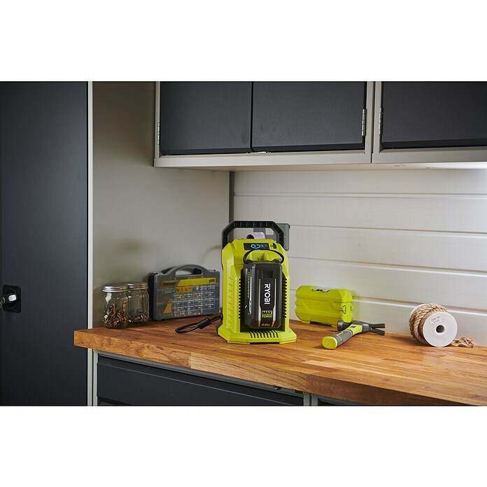Ryobi Max Power Schnellladegerät RY36C10A (Passend für: Alle Akkus der Ryobi 36 V MaxPower-Serie) | BAUHAUS