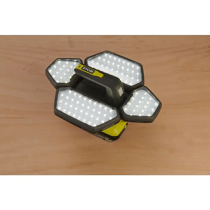 Ryobi ONE+ LED-Akkustrahler R18L360-0 - 3.500 lm, Akkuspannung: 18 V - Ryobi LED-Arbeitsleuchte mit fünf drehbaren Leuchten für eine optimale Ausleuchtung bei jedem Projekt. Kompakt und leistungsstark.