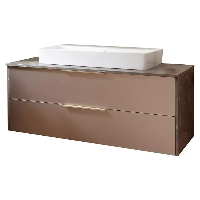 Camargue Marble Badmöbel-Set - 120 cm, Goldbronze, 2 -tlg. - Beigefarbener Badschrank mit zwei Schubladen, goldenen Griffen, dunkler Marmorplatte und einem weißen Aufsatzwaschbecken.