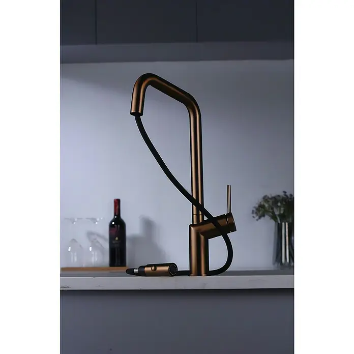 Imex Grifo de cocina extraíble Bonn - Oro rosa - Elegante grifo de cocina en bronce con caño extraíble y diseño elegante, perfecto para cocinas modernas.