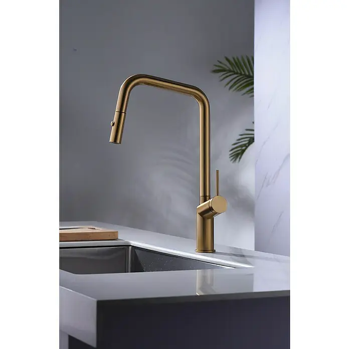 Imex Grifo de cocina extraíble Bonn - Oro - Elegante grifo de cocina dorado con caño giratorio y diseño moderno. Un complemento elegante para cualquier cocina.