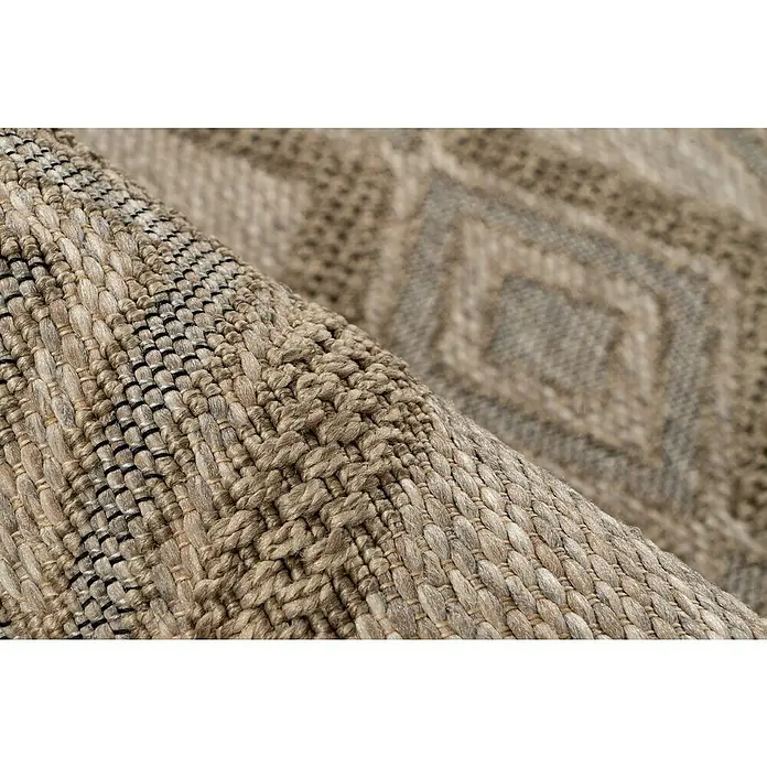Outdoor-Teppich Costa 302 - 150 x 80 cm, Nature - Nahaufnahme eines beigefarbenen gewebten Teppichs mit geometrischem Muster, der die Textur und das Design hervorhebt.