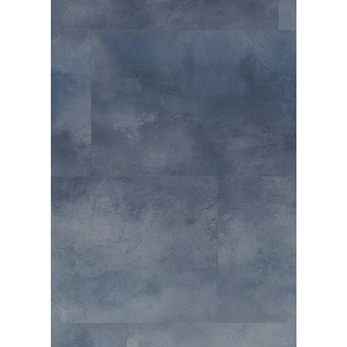 Gerflor Vinylbodenmuster Rigid Acoustic Azzuro Ink - 250 x 399 x 5,4 mm, Azzuro Ink - Ein Ausschnitt von blauen Bodenfliesen mit einer ungleichmäßigen, wolkigen Textur. Die Fliesen sind rechteckig und wirken modern.
