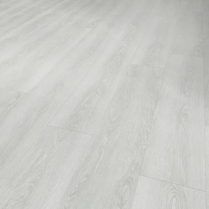 Gerflor Vinylbodenmuster Rigid Acoustic Cabo Light Grey - 250 x 229 x 5,4 mm, Cabo Light Grey - Helle Holzboden-Optik mit Maserung, ideal für moderne Räume. Die Oberfläche ist matt und wirkt sehr natürlich.