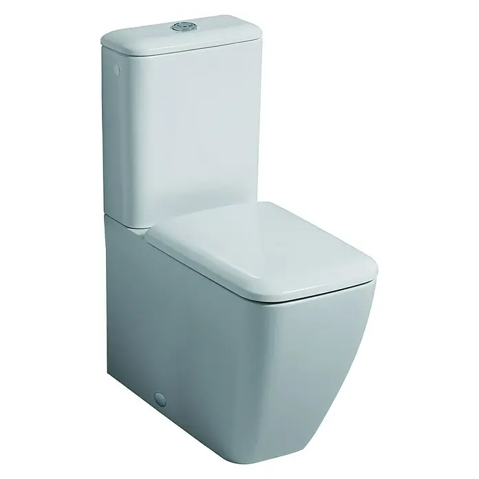 Geberit iCon Spülkasten Square - Ohne Spezialglasur, Keramik, Weiß - Nahaufnahme einer modernen Toilette mit Spülkasten. Das WC hat eine eckige Form und ein schlichtes, weißes Design.