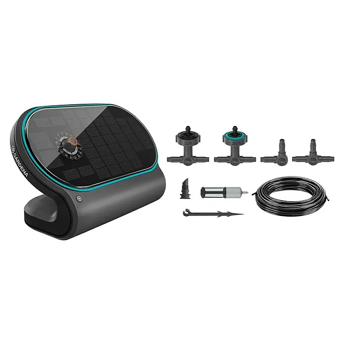 Gardena Micro-Drip Bewässerungs-Set AquaBloom L - 7,2 V, Solarbetrieben - Das Gardena Micro-Drip-System im Bild bietet eine einfache und effiziente Bewässerungslösung für Gärten und Pflanzen, inklusive Steuerung und Zubehör.