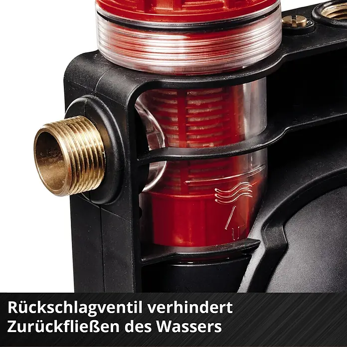 Einhell Power X-Change 18V Akku-Gartenpumpe Aquinna 36/38 F LED Automatic - 18 V, Li-Ionen, Ohne Akku, Max. Fördermenge: 3.800 l/h - Rückschlagventil verhindert das Zurückfließen des Wassers. Das Gerät ist schwarz und rot mit goldenen Armaturen.
