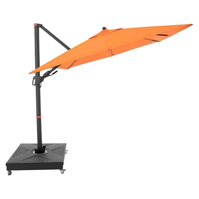 Doppler Ampelschirm myZone AX - Orange, Bespannungsmaß (L x B): 210 x 210 cm - Oranger, rechteckiger Ampelschirm mit dunkelgrauem Mast und rollbarem Sockel.