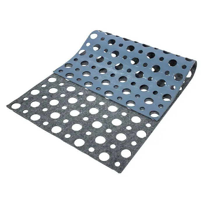 Solarfloor Klettvlies - L x B: 1.000 x 500 mm, 20 m² - Graue Lochmatte, teilweise aufgerollt, mit sichtbaren Löchern und Textur. Das Produkt ist für den Einsatz in feuchten Umgebungen oder als Antirutschmatte geeignet.