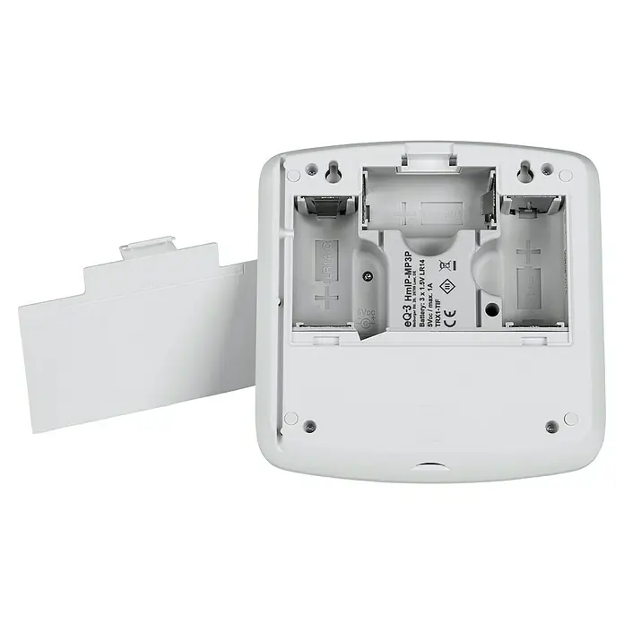 Homematic IP Bewegungsmelder Kombisignalgeber - Weiß, L x B x H: 18,4 x 18,7 x 9,7 cm - Rückansicht eines eQ-3 HmIP-MP3P mit offenem Batteriefach, das für drei LR14-Batterien ausgelegt ist.