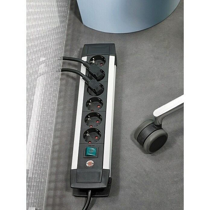 Brennenstuhl Premium-Alu-Line Steckdosenleiste Premium-Alu-Line (8-fach, Schwarz/Silber, 3 m, Sicherheitsschalter beleuchtet)