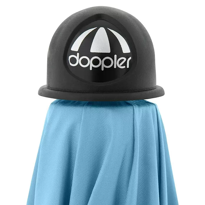 Doppler Strandschirm Windprofi Neo - Hellblau, Durchmesser Bespannung: 200 cm - Geschlossener Regenschirm mit hellblauem strukturiertem Bezug und schwarzer Kappe mit weißem Doppler-Logo.