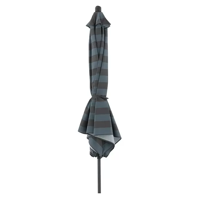Doppler Marktschirm myZone Push Up - Blockstreifen Anthrazit, Durchmesser Bespannung: 300 cm - Geschlossener Terrassenschirm mit grau-blaugrauen Streifen, in der Mitte gebunden, mit dunkelgrauem Mast.