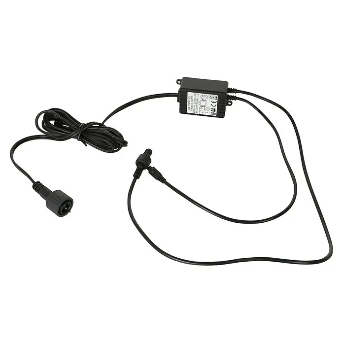 Starlux LED-Band Outdoor - Länge: 5 m, Lichtfarbe: RGB, 22 W - Bild eines RGB-Steuergeräts mit Remote Control und zugehörigen Kabeln. Das Modell ist das ZW-SSRG14H mit IP44-Zertifizierung.
