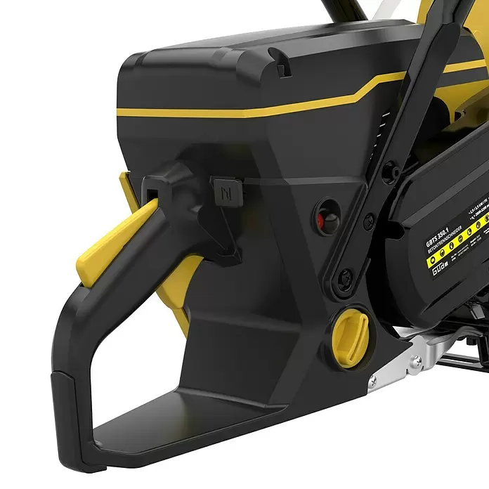 Güde Betontrennschneider GBTS 350.1 - 2,9 kW, Durchmesser Scheibe: 350 mm, Schnitthöhe: 115 mm - Nahaufnahme einer schwarz-gelben Betontrennsäge mit Gehäuse, Bedienelementen und Branding.