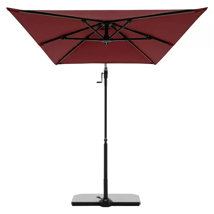 Doppler Active Ampelschirm Side City - Rot, Bespannungsmaß (L x B): 240 x 135 cm - Dunkelroter quadratischer Sonnenschirm mit schwarzem Metallgestell, Kurbelgriff und schwerem Fuß.