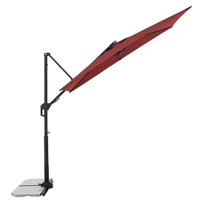 Doppler Active Ampelschirm Side City - Rot, Bespannungsmaß (L x B): 240 x 135 cm - Dunkelroter Ampelschirm mit schwarzem Ständer und grauem Fuß.