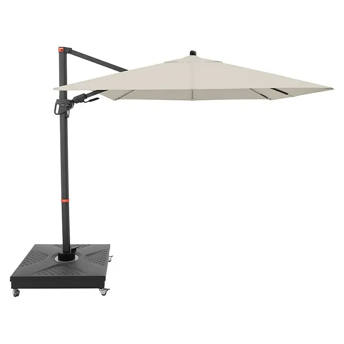 Doppler Ampelschirm myZone AX - Natur, Bespannungsmaß (L x B): 210 x 210 cm - Bild eines freitragenden Sonnenschirms mit einem grauen Ständer und einem beigen Schirm, der Schatten spendet. Der Sonnenschirm ist modern und funktional.