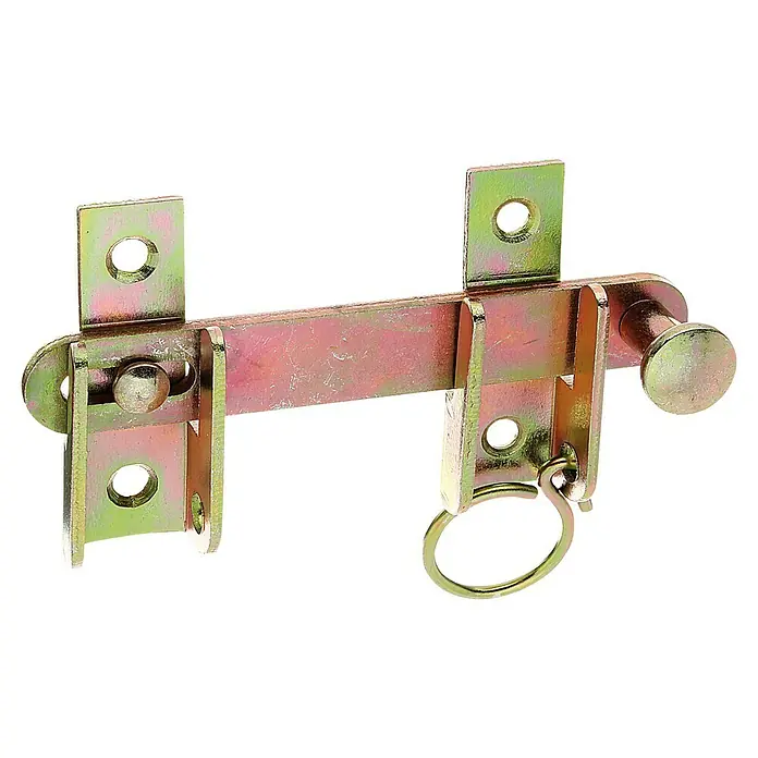 Stabilit Pestillo con bloqueo - An x Al: 120 x 65 mm, Zincado - Un cerrojo dorado utilizado para la fijación de puertas o portones se muestra sobre un fondo neutro.