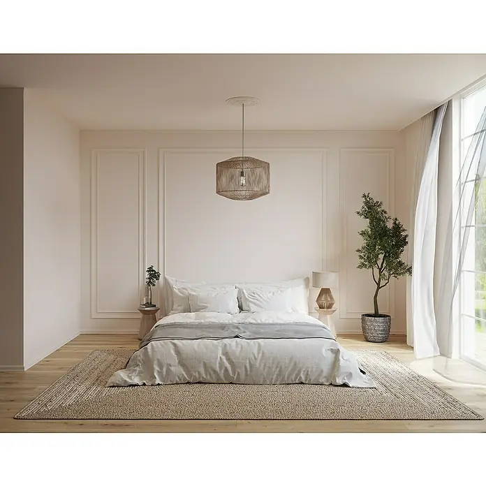 Nmc Decoflair Zierprofil Wandleiste D6 - 200 cm x 40 mm x 20 mm, Extrudiertes Polystyrol (XPS) - Schlafzimmer mit großem Bett und hängender Lampe. Der Fokus liegt auf dem einladenden Bett mit weicher Bettwäsche und dem harmonischen Design.