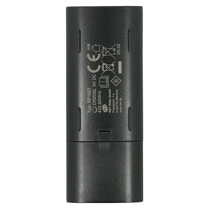 REV Funksteckdosen-Set Mini Outdoor - Schwarz, Max. Anschlussleistung: 3.680 W - Nahaufnahme eines REV Ritter RF102T Geräts mit Produktinformationen und Zertifizierungsdetails.