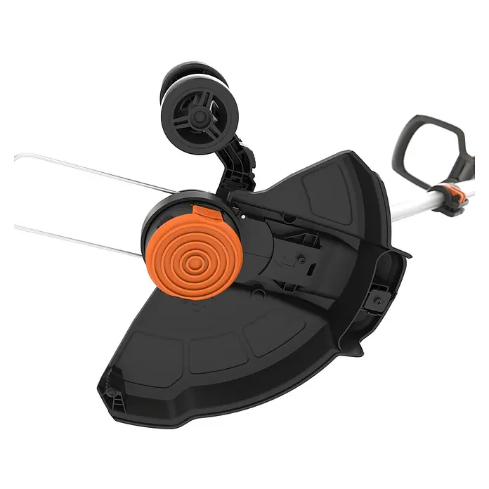 Worx PowerShare 20V Akku-Rasentrimmer WG173E.9 - 20 V, Li-Ionen, Ohne Akku, Schnittbreite Faden: 33 cm - Nahaufnahme eines Worx Akku-Rasentrimmers mit schwarzer Schutzvorrichtung und orangefarbener Spule für präzise Rasenpflege.