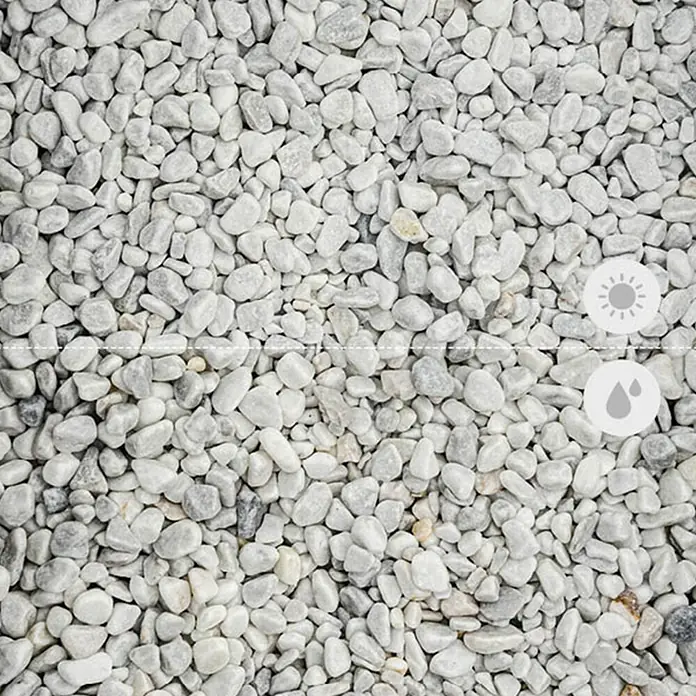 Min2C Basaltsplitt - Schiefergrün, Körnung: 9 mm - 12 mm, 25 kg - Bild einer Nahaufnahme von weißen Zierkieseln, die eine helle und saubere Ästhetik für Gärten oder dekorative Zwecke bieten.