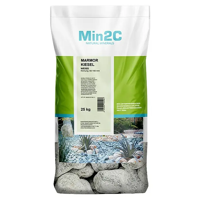 Min2C Marmorkiesel - Weiß, Körnung: 60 mm - 100 mm, 25 kg - Abbildung eines Sackes Marmorkiesel Weiß von Min2C, ideal für Gartengestaltung und Dekoration.