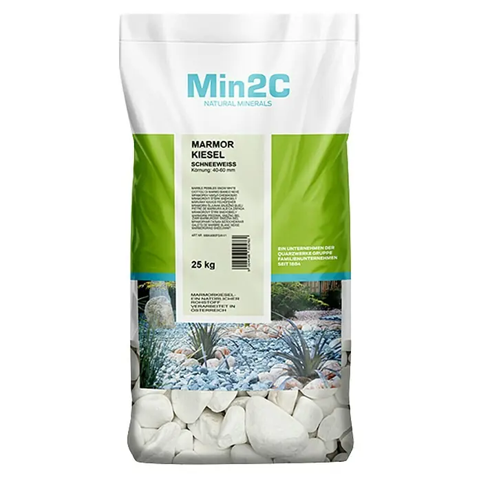 Min2C Marmorkiesel - Schneeweiß, Körnung: 40 mm - 60 mm, 25 kg - Abbildung einer Tüte Min2C Marmorkiesel Schneeweiss mit 25 kg Füllmenge. Ideal für die Gartengestaltung mit Naturmineralien.