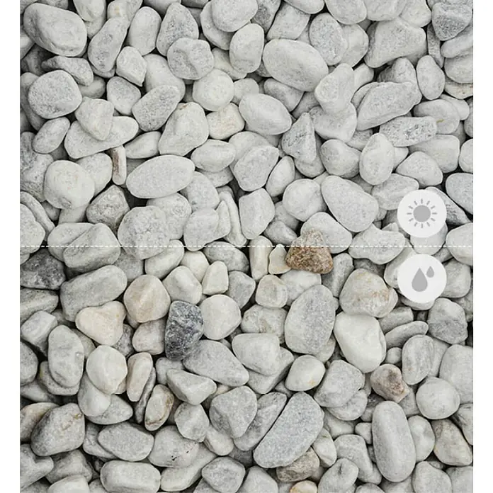 Min2C Marmorkiesel - Weiß, Körnung: 25 mm - 40 mm, 25 kg - Nahaufnahme von vielen weißen Zierkieseln. Ideal für die Gartengestaltung und als dekoratives Element im Außenbereich.