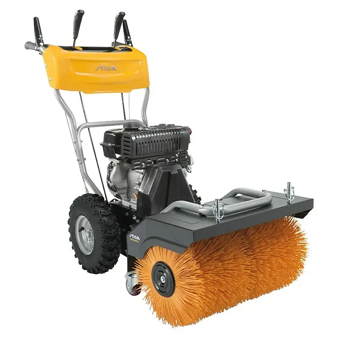 Stiga Kehrmaschine SWS 600 G - 4,4 kW, Arbeitsbreite: 60 cm - Der Stiga Park 300 Kehrbesen mit einem gelben Gehäuse und einem schwarzen Bürstenaufsatz zum einfachen Kehren von Flächen.