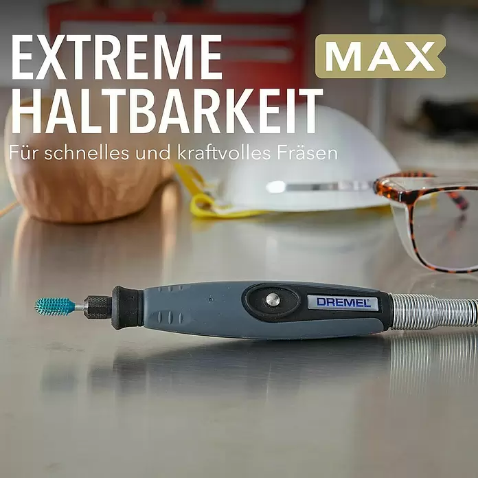 Dremel Fräser MAX Power Carving 9954 - Arbeitsdurchmesser: 7,9 mm, Max. Drehzahl: 35.000 U/min, 1 Stk. - Ein Dremel Max Rotationswerkzeug mit blauem Schleifbit für extreme Haltbarkeit, schnelles und kraftvolles Fräsen.